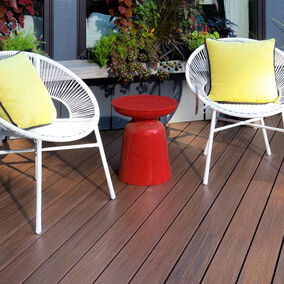 A photo showing Sylvanix Elite decking which captures the essence of real hardwood timber with deep wood graining texture