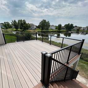 En Exo railing home glass main